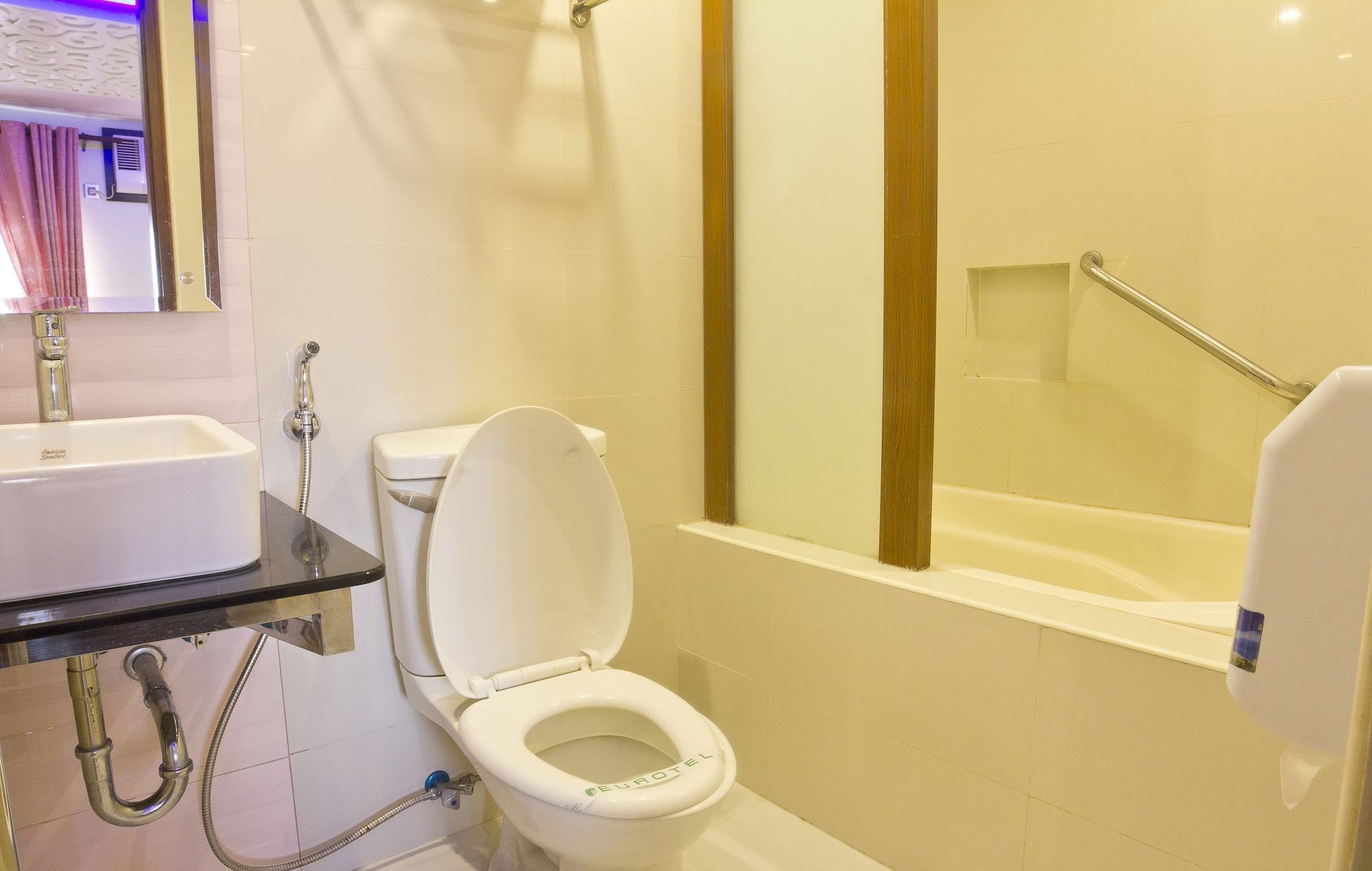 Eurotel Makati Makati City Zewnętrze zdjęcie